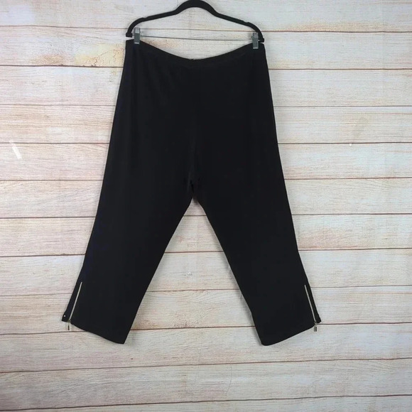 Chico's Travelers Size 3 (XL) Slinky Pullon Knit Pants Black Ankle Zip Straight - Picture 7 of 10